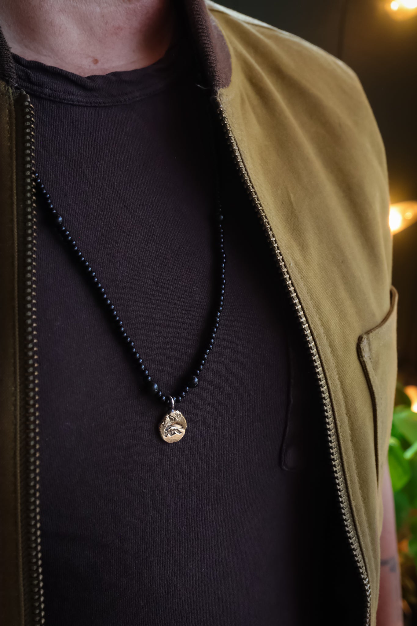 the Matȟó Pahá (Bear Mountain) Beaded Necklace